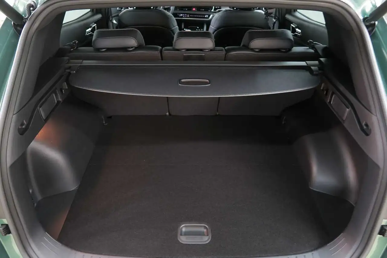 Kia Sportage Plug-in Hybrid 1.6 T-GDI AWD GT Line! — Galería del vehículo 7