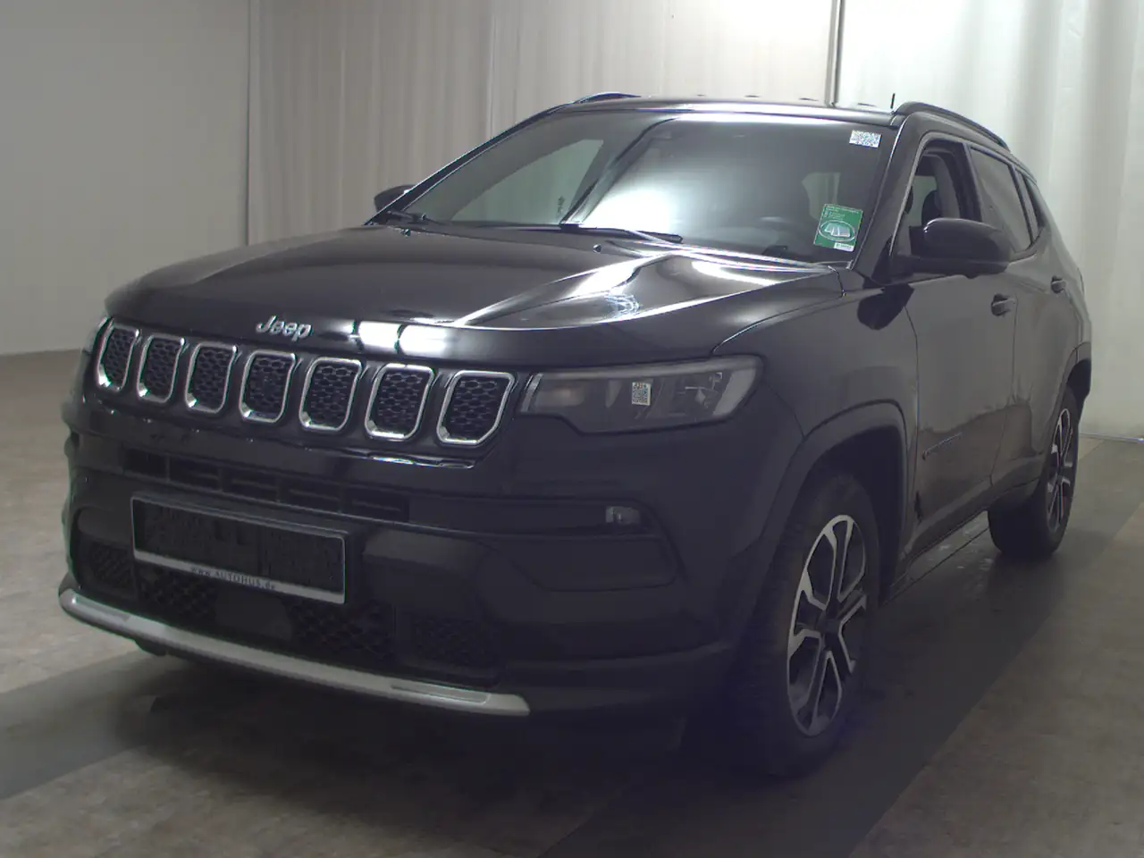 Jeep Compass Limited Plug-In Hybrid 4WD Navi LED RFK — Vehicle gallery 2