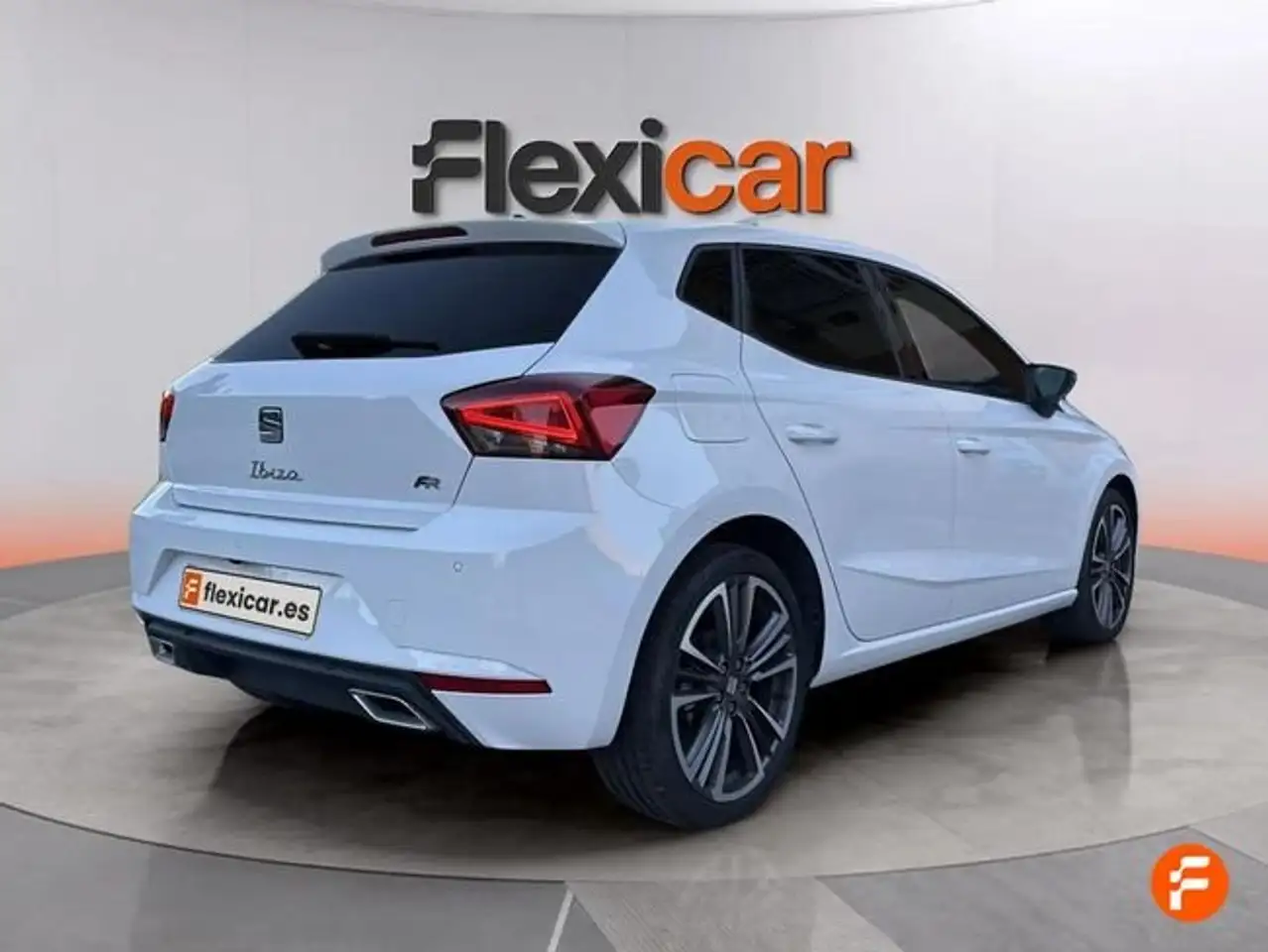 SEAT Ibiza 1.5 TSI S&S FR Salta DSG 150 — معرض صور السيارة 3