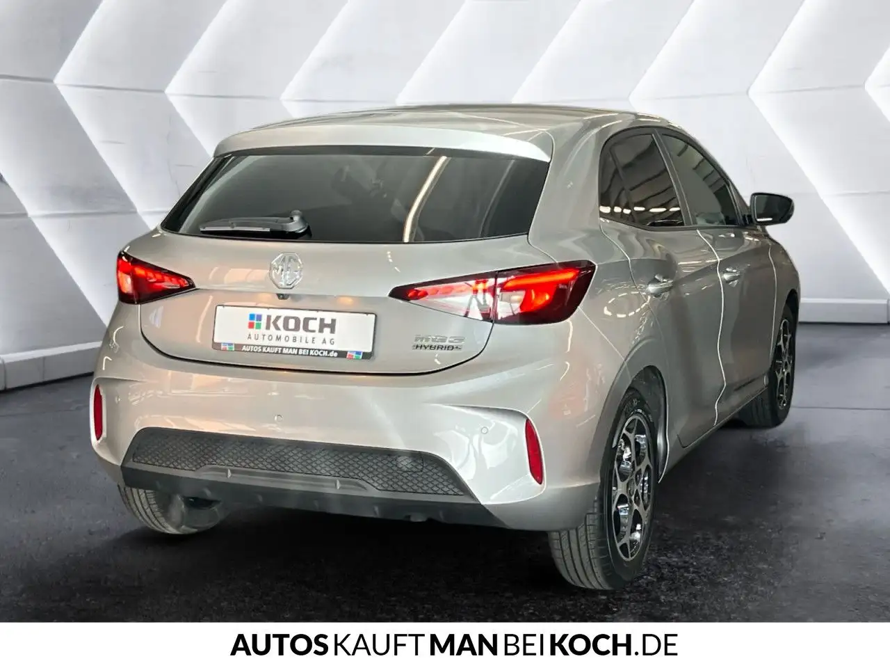 MG MG3 HEV LUX Silver Navi Sitzhzg LRH 360°-Kamera — Vehicle gallery 5
