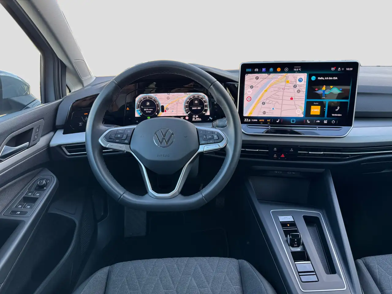 Volkswagen Golf VIII 1.5TSI DSG Life ACC Cam LED Navi Sitzh — Vehicle gallery 6