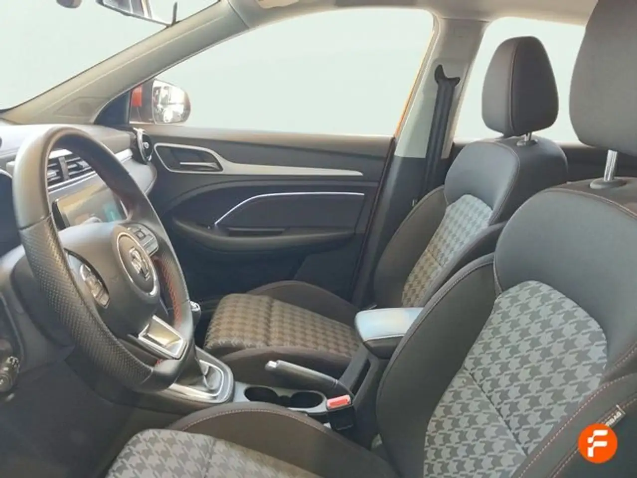 MG ZS 1.5 Comfort — Galería del vehículo 11