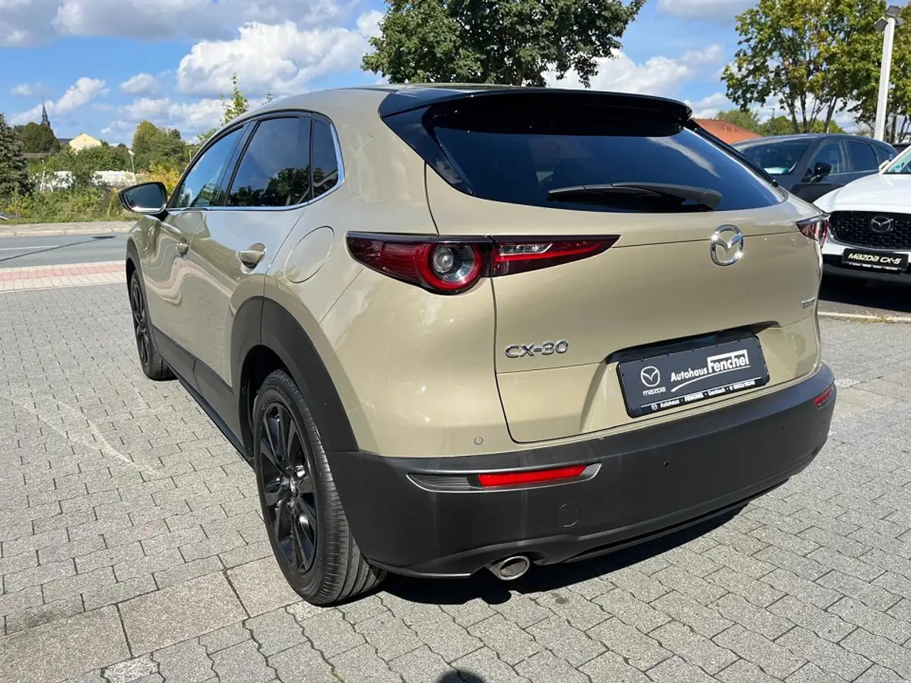 Mazda CX-30 e-SKYACTIV G Nagisa, Herstellergarantie bis 10/30 — Galería del vehículo 4