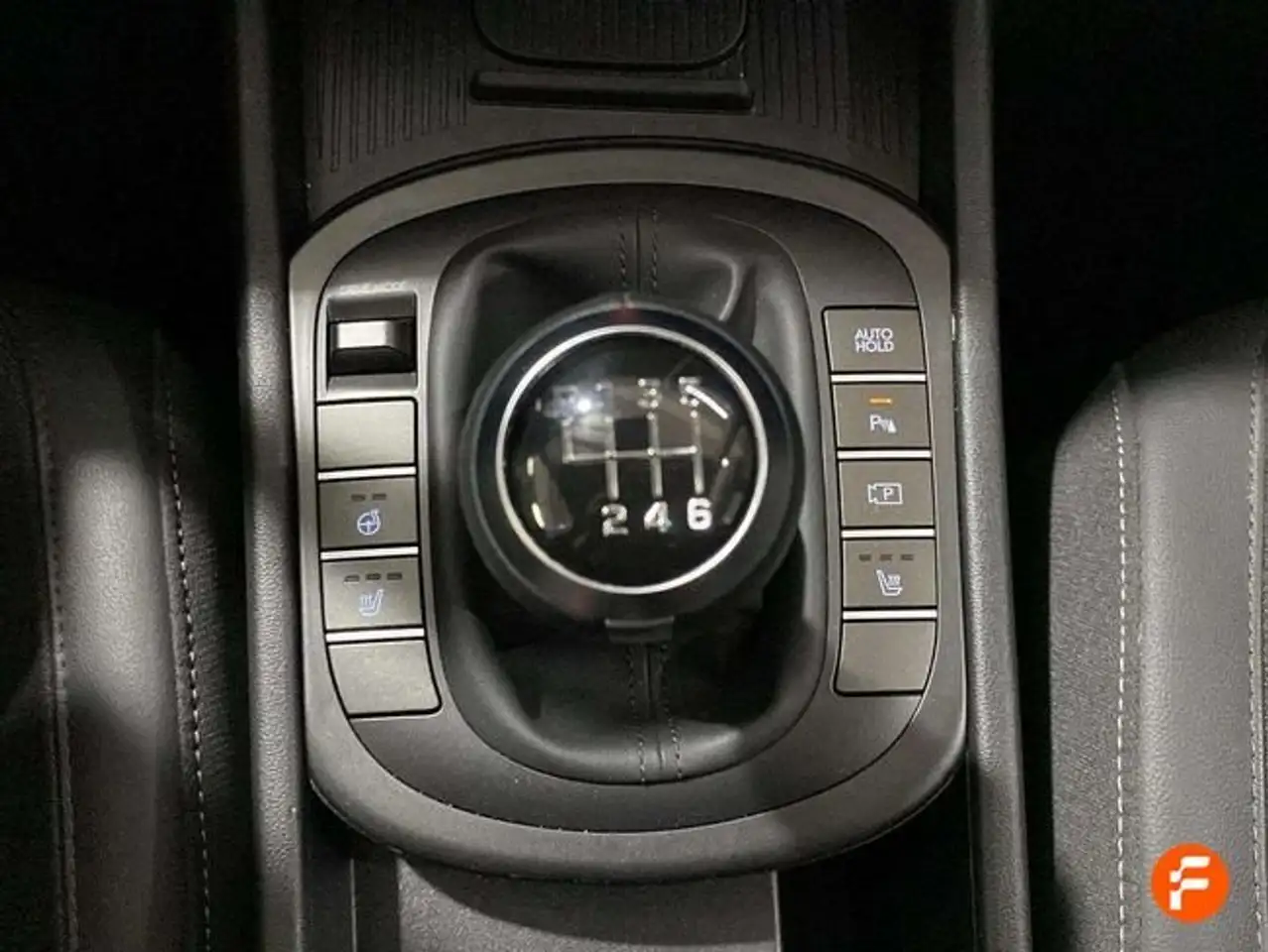 Hyundai KONA 1.0 TGDI Tecno 4x2 — معرض صور السيارة 15