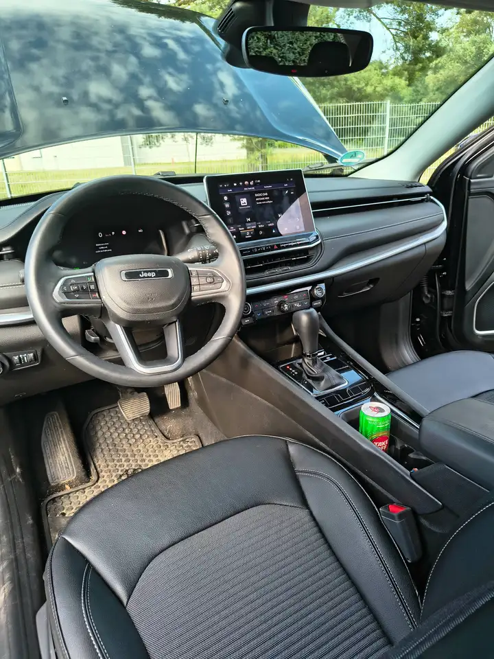 Jeep Compass Altitude Mild-Hybrid FWD — معرض صور السيارة 21