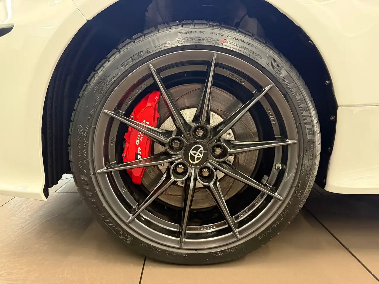 Toyota Yaris GR CARBON LED KAMERA LHZ SHZ ACC — Galerie du véhicule 27