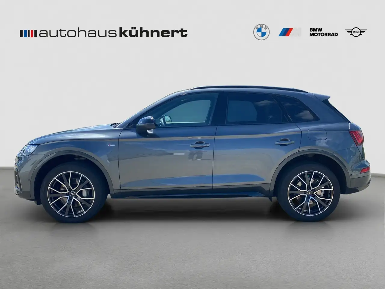 Audi Q5 55 2.0 TFSI e quattro S-Line Matrix SpurAss B&O — Galería del vehículo 3