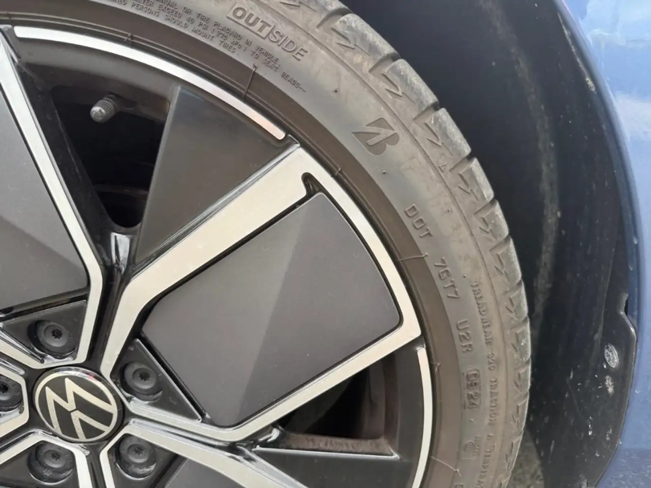 Volkswagen Golf Variant 8 VIII Style 1,5 l eTSI DSG AHK Panodach — معرض صور السيارة 9