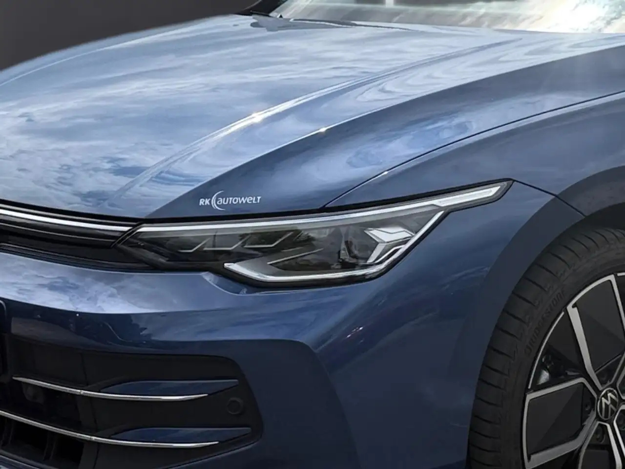 Volkswagen Golf Variant 8 VIII Style 1,5 l eTSI DSG AHK Panodach — معرض صور السيارة 7