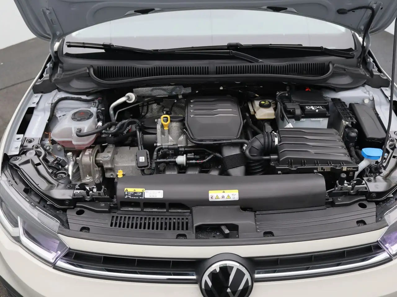 Volkswagen Polo Life 1.0 / App-Connect, LED, SHZ, PDC, DAB+ — Galería del vehículo 8