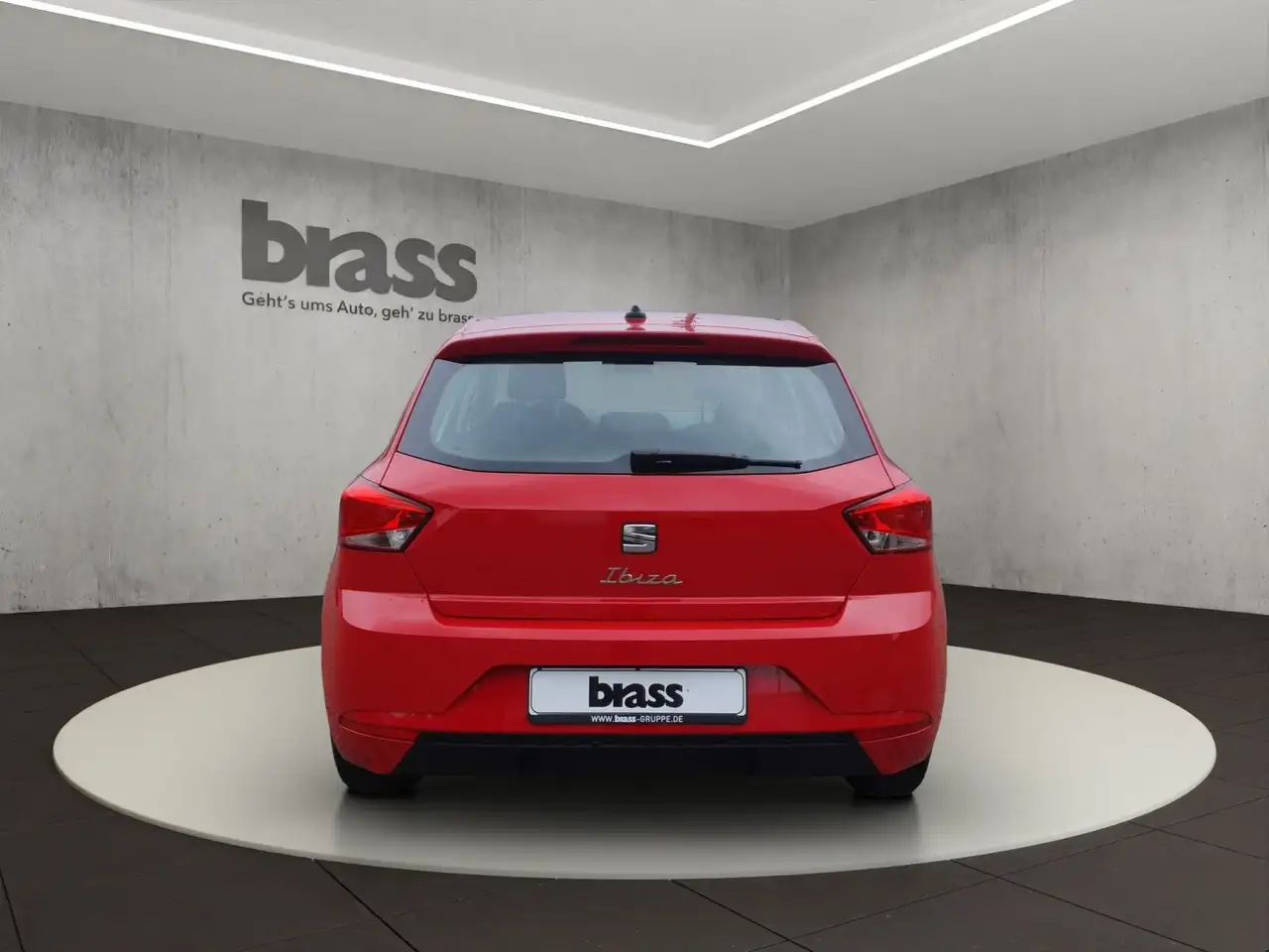 SEAT Ibiza 1.0 TSI Style Allwetterreifen Full Link — معرض صور السيارة 4