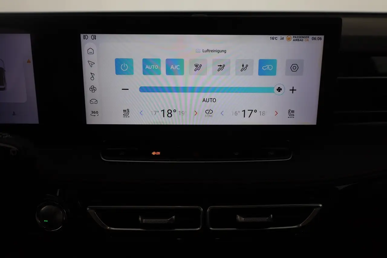 MG HS 1.5 T-GDI Luxury Aut. LED ACC Navi 360° — Vehicle gallery 12