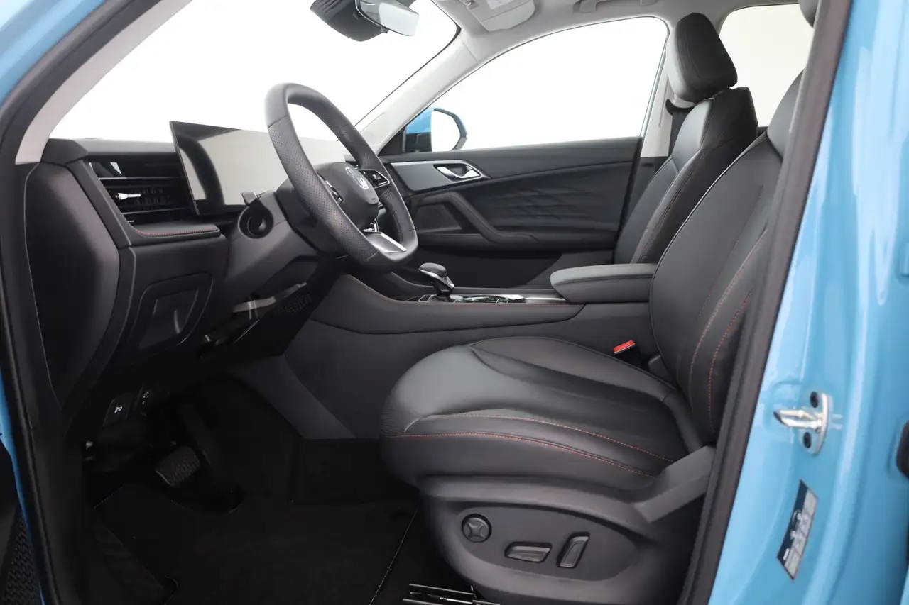 MG HS 1.5 T-GDI Luxury Aut. LED ACC Navi 360° — Vehicle gallery 23