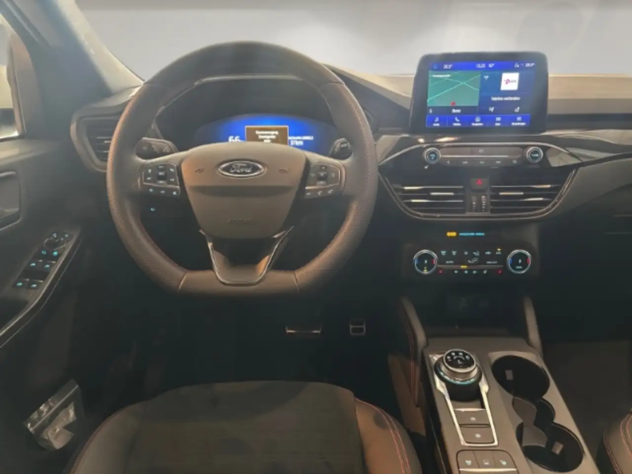 Ford Kuga ST-Line X PHEV *PANORAMA-SCHIEBEDACH*WINTER-PAKET* — Vehicle gallery 10