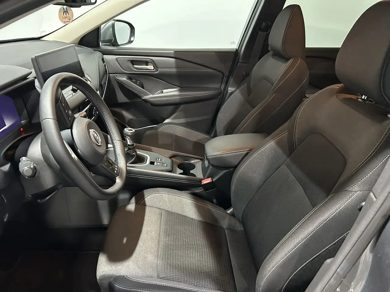 Nissan Qashqai 1.3 DIG-T mHEV 12V N-Connecta 4x2 103kW — Vehicle gallery 13