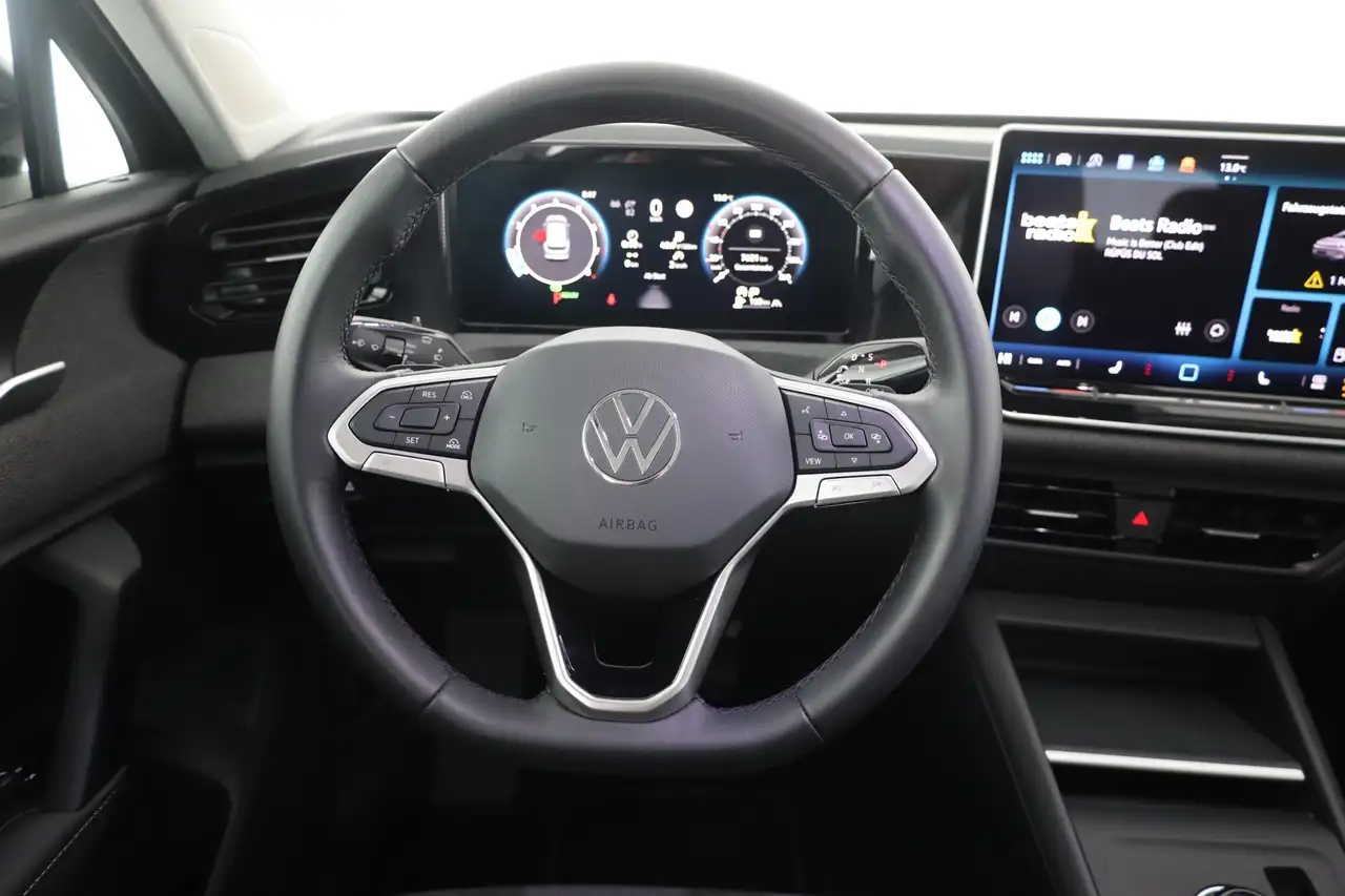 Volkswagen Tiguan 1.5 eTSI 96 kW — معرض صور السيارة 15