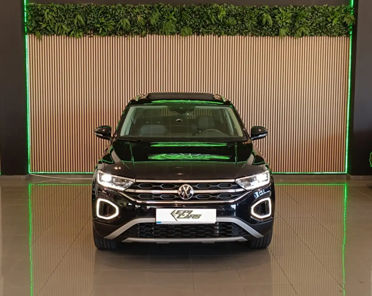 Volkswagen T-Roc 2.0TDI Dark Line 4Motion DSG7 110KW — Vehicle gallery 2