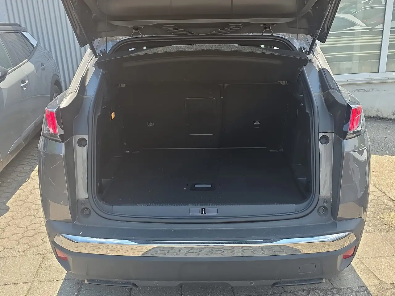 Peugeot 3008 1.2 PureTech 130 Allure Pack *Sitzheizung* — Galerie du véhicule 12