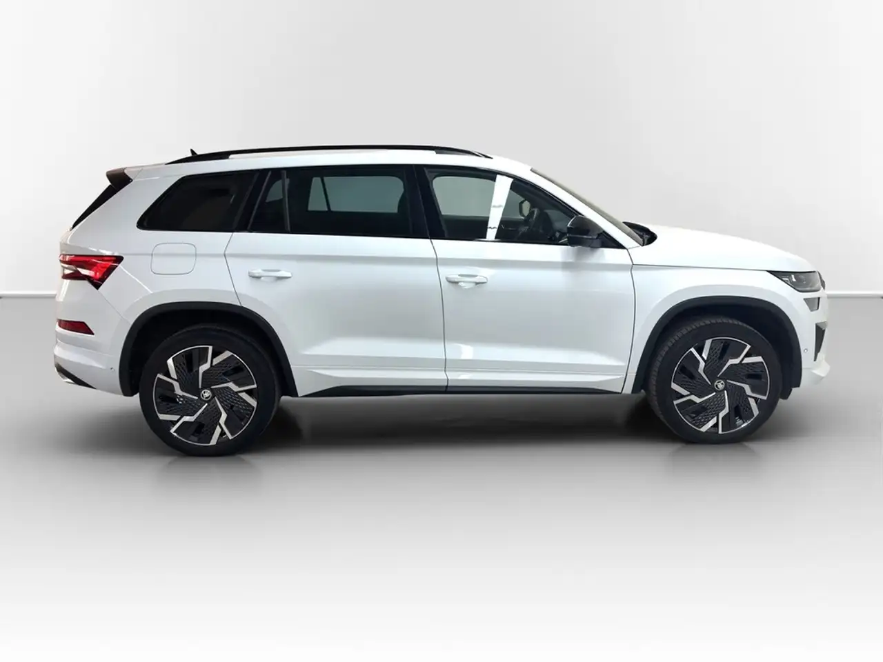 Skoda Kodiaq 2.0 TSI DSG 4x4 RS DCC MATRIX*NAV*SHZ*ACC*PARKL... — Vehicle gallery 5