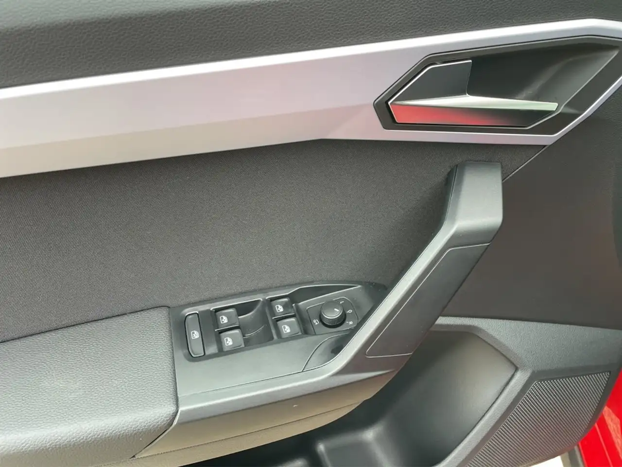 SEAT Arona 1.5 TSI DSG FR VOLL-LED*VIRTUAL*NAV*TEMP*SHZ*PD... — معرض صور السيارة 13