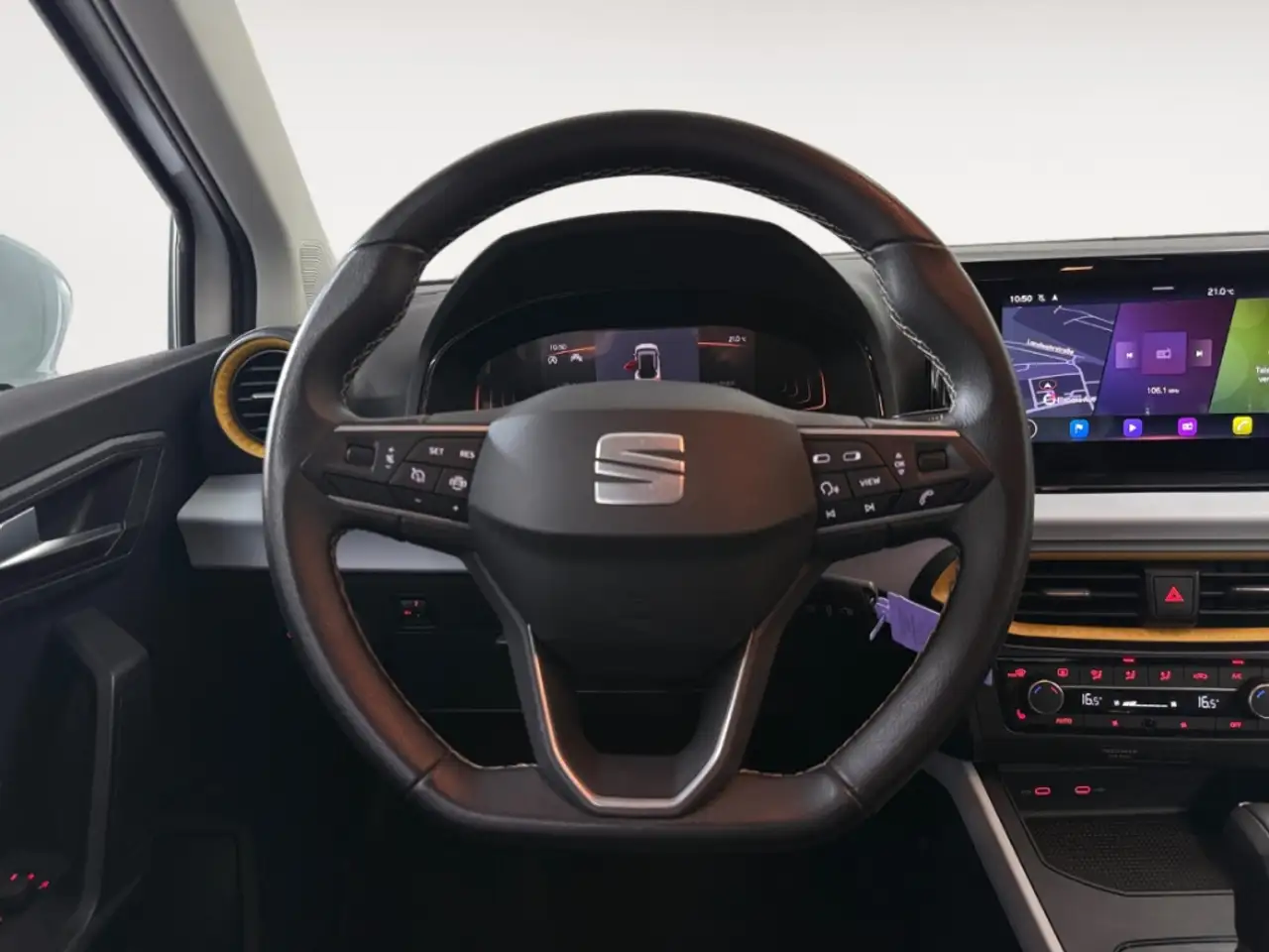 SEAT Arona Style Edition AUTOMATIK NAV LED DIG-DISPLAY SITZ.H — معرض صور السيارة 14