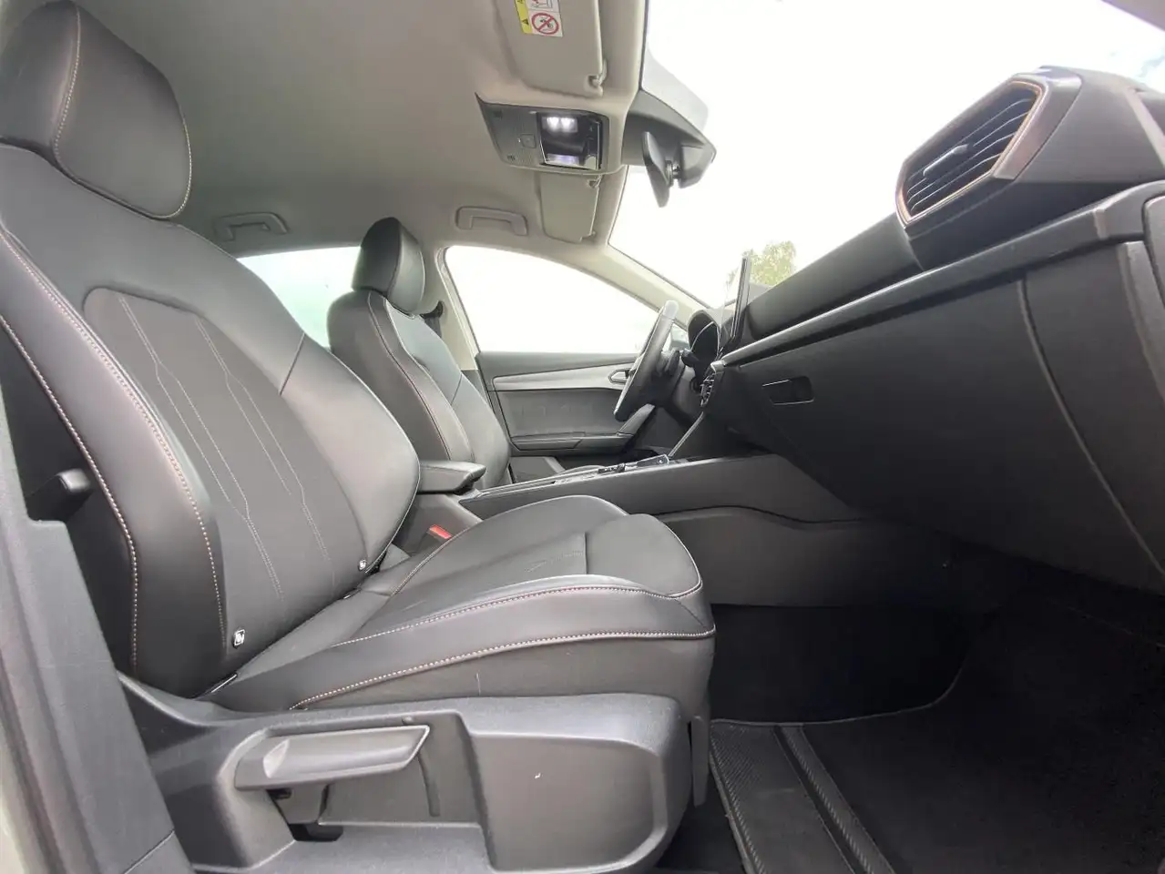 CUPRA Formentor 1.5 TSI DSG EL.HECK+VIRTUAL-COCKPIT+NA — Galerie du véhicule 20