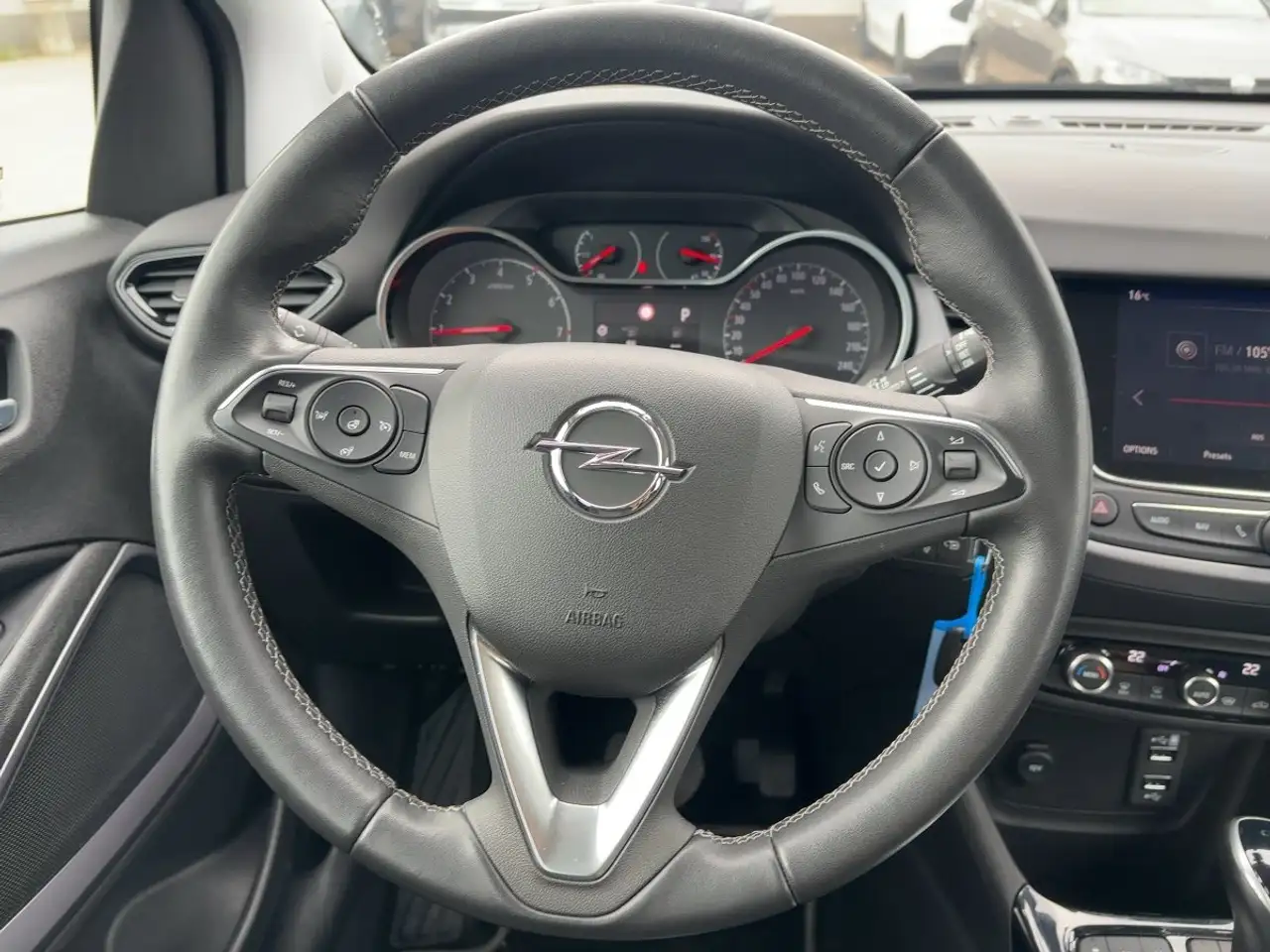 Opel Crossland 1.2 Enjoy LED+Kamera+Winterpaket — Galerie du véhicule 12