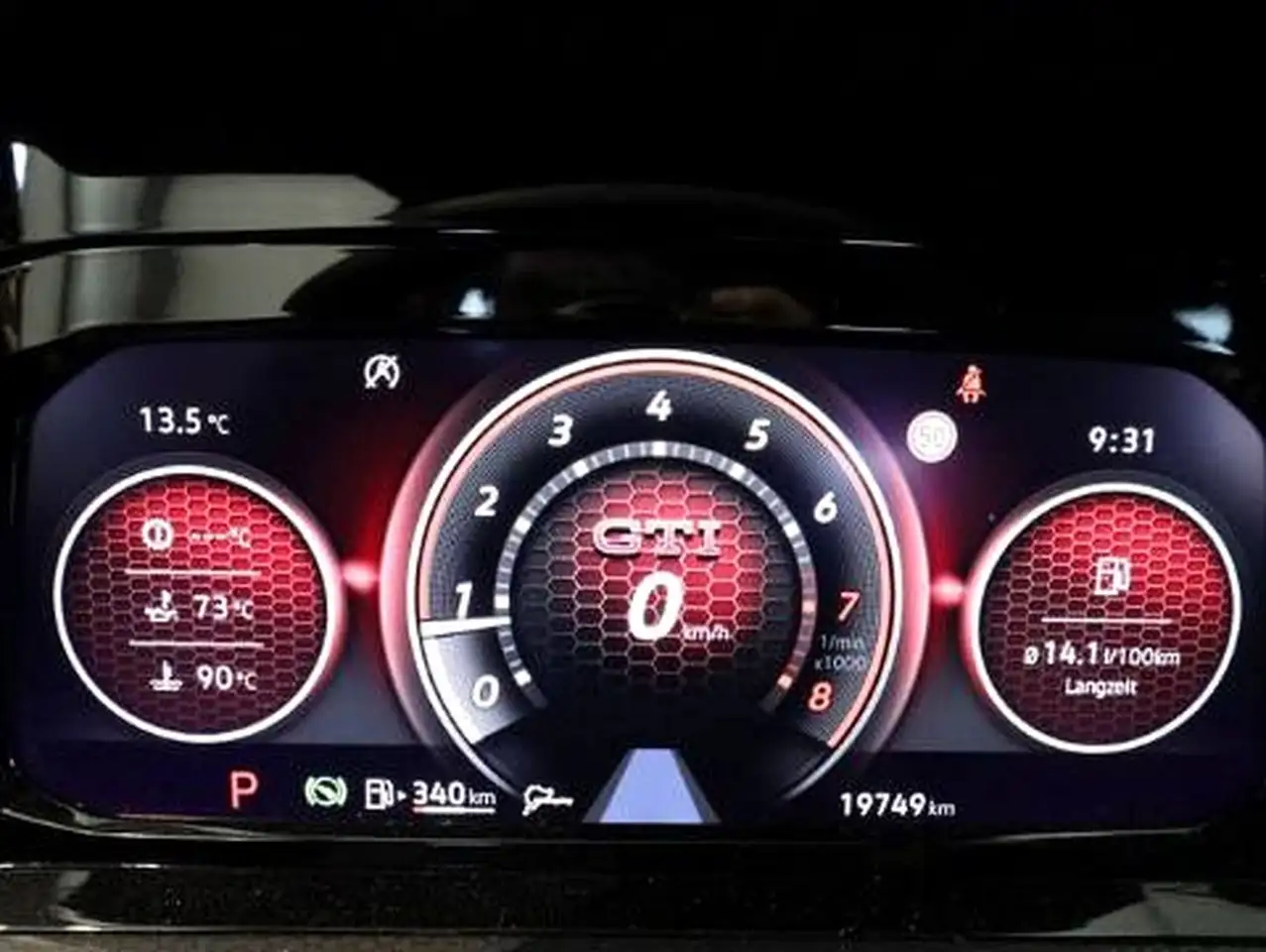 Volkswagen Golf GTI VIII 2.0 TSI Clubsport APR Stage I+Pano — معرض صور السيارة 12