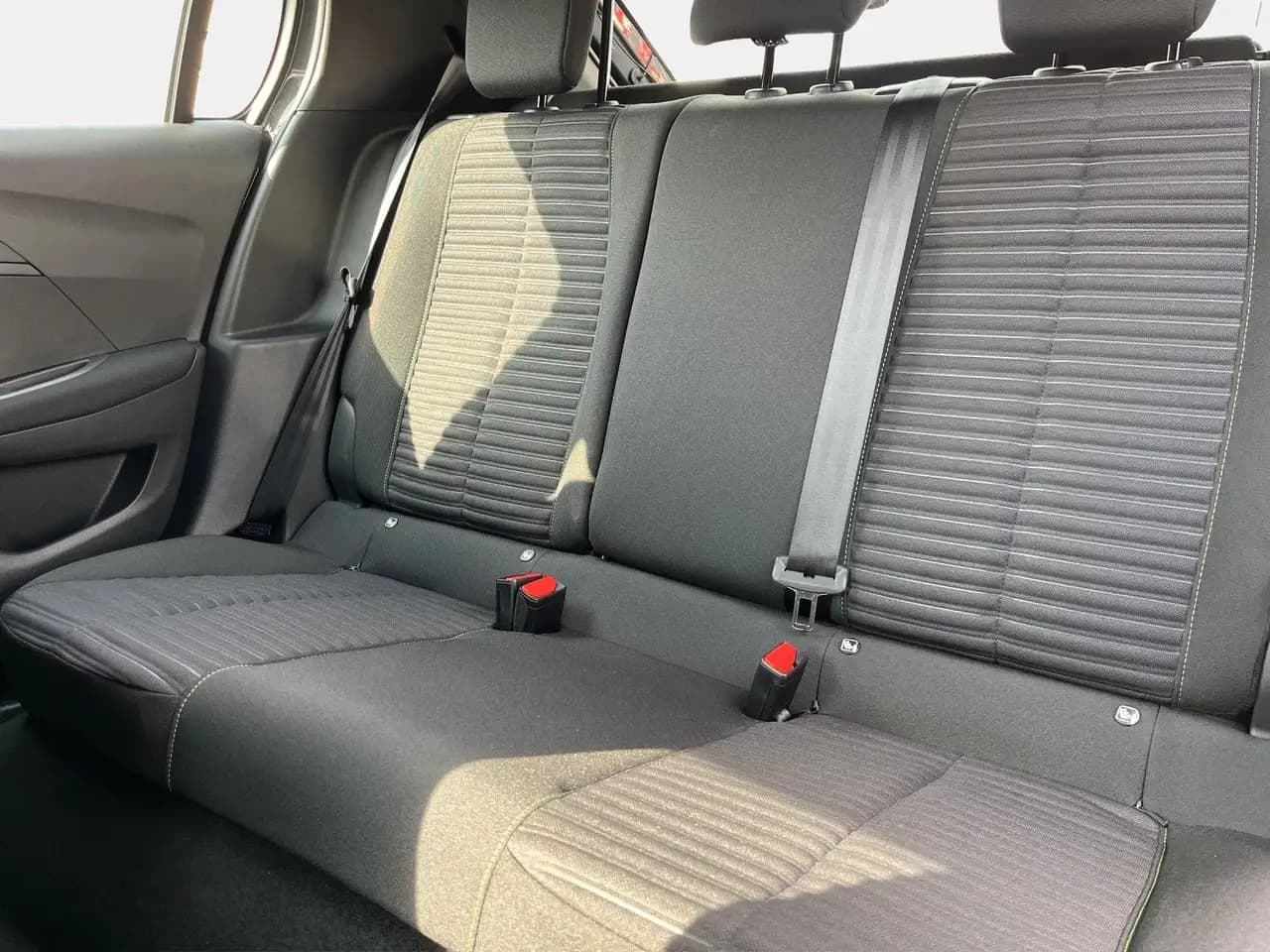 Peugeot 208 Active/Sitzheizung/PDC/LED CarPlay/AndroidA — Galerie du véhicule 12