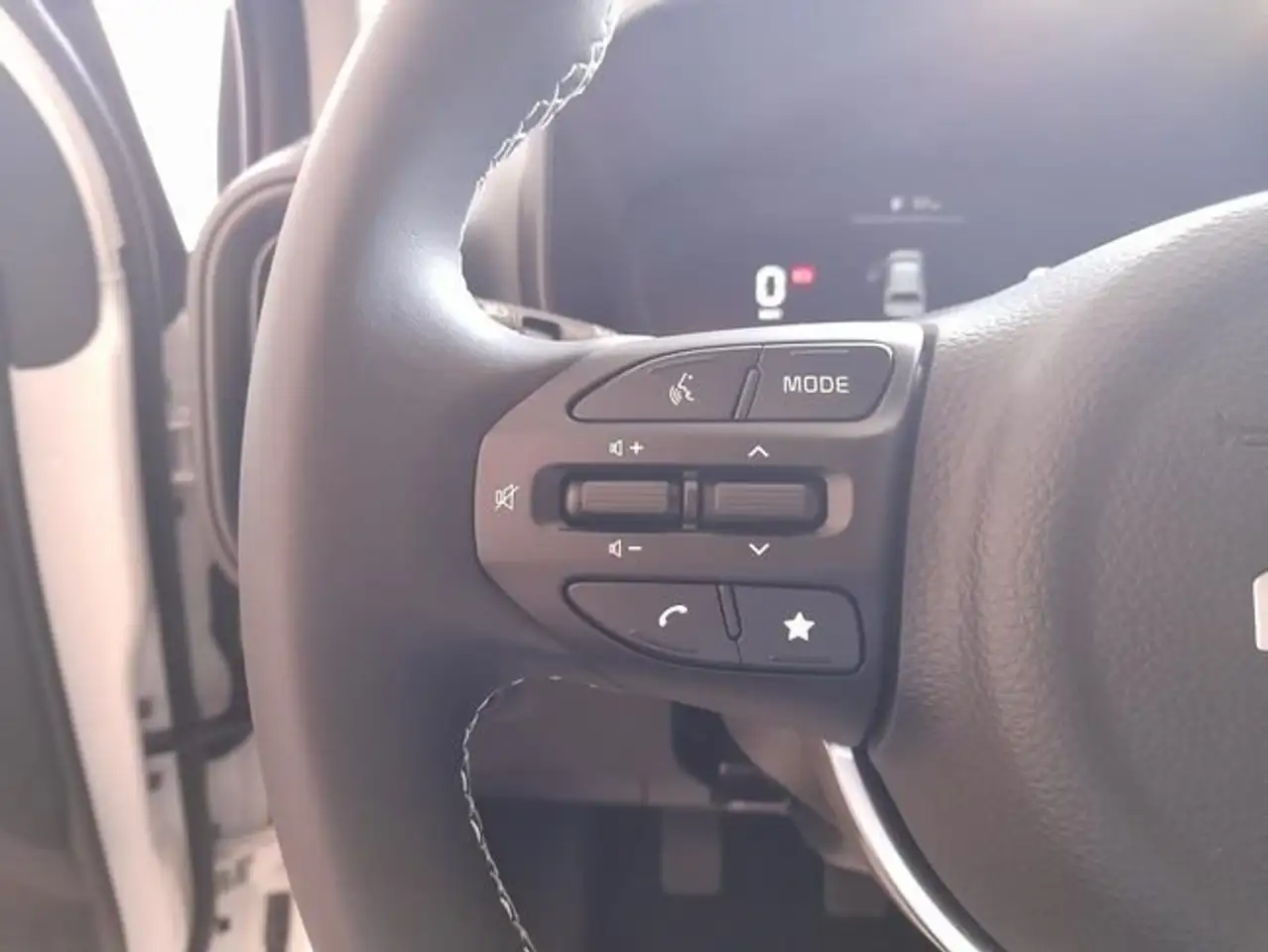 Kia Picanto 1.0 DPi Drive — Vehicle gallery 15