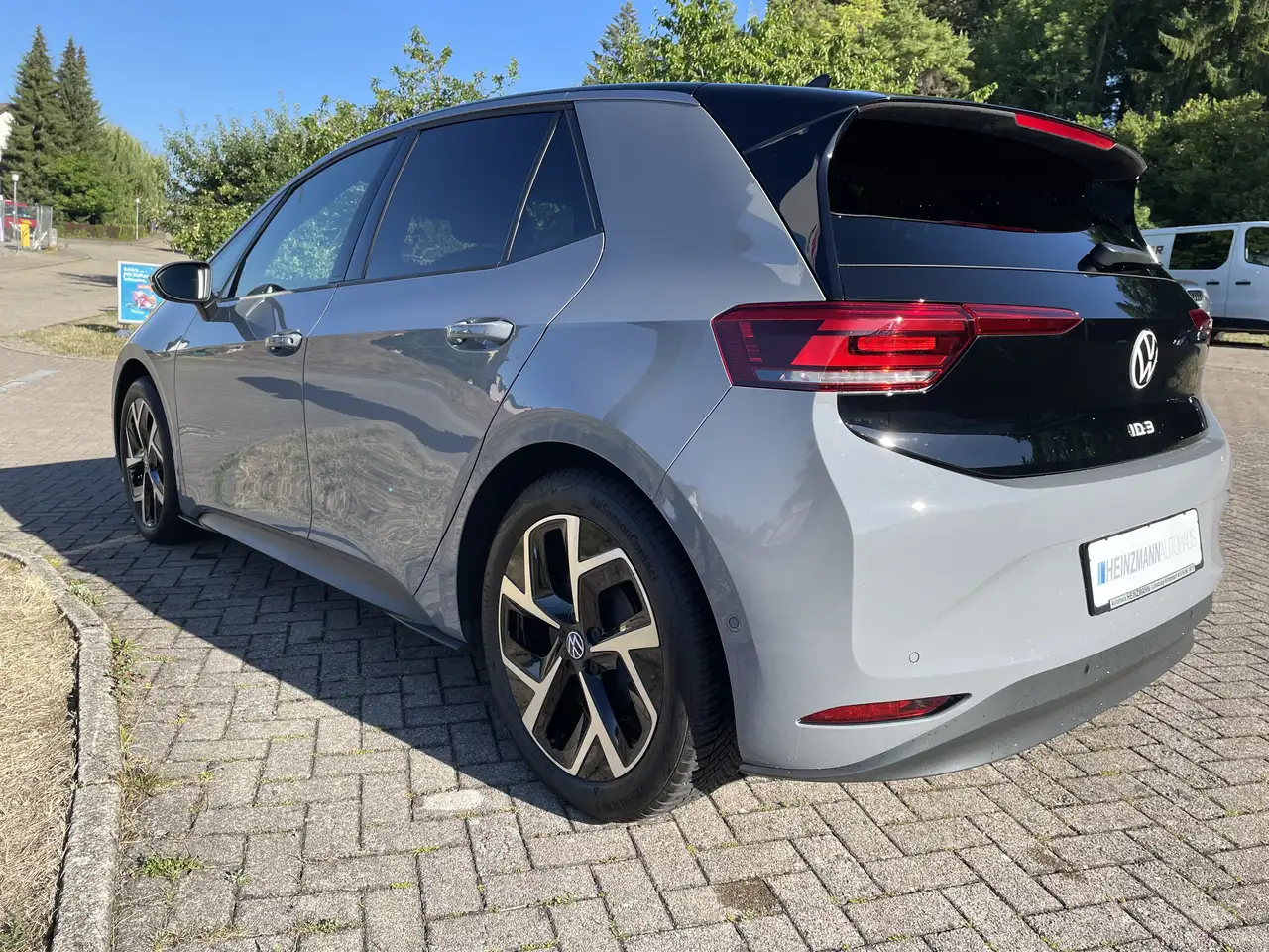 Volkswagen ID.3 Pro 150 kW "Move" *19" Alu GJR *Rückfahrkam. *LED — معرض صور السيارة 3