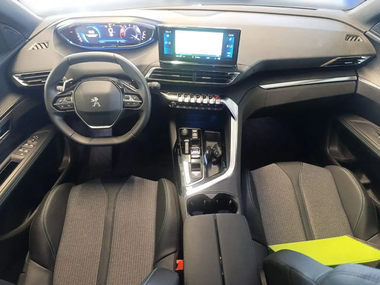 Peugeot 3008 1.2 PureTech 130 Allure Pack KeyLess LED LM — Galerie du véhicule 10