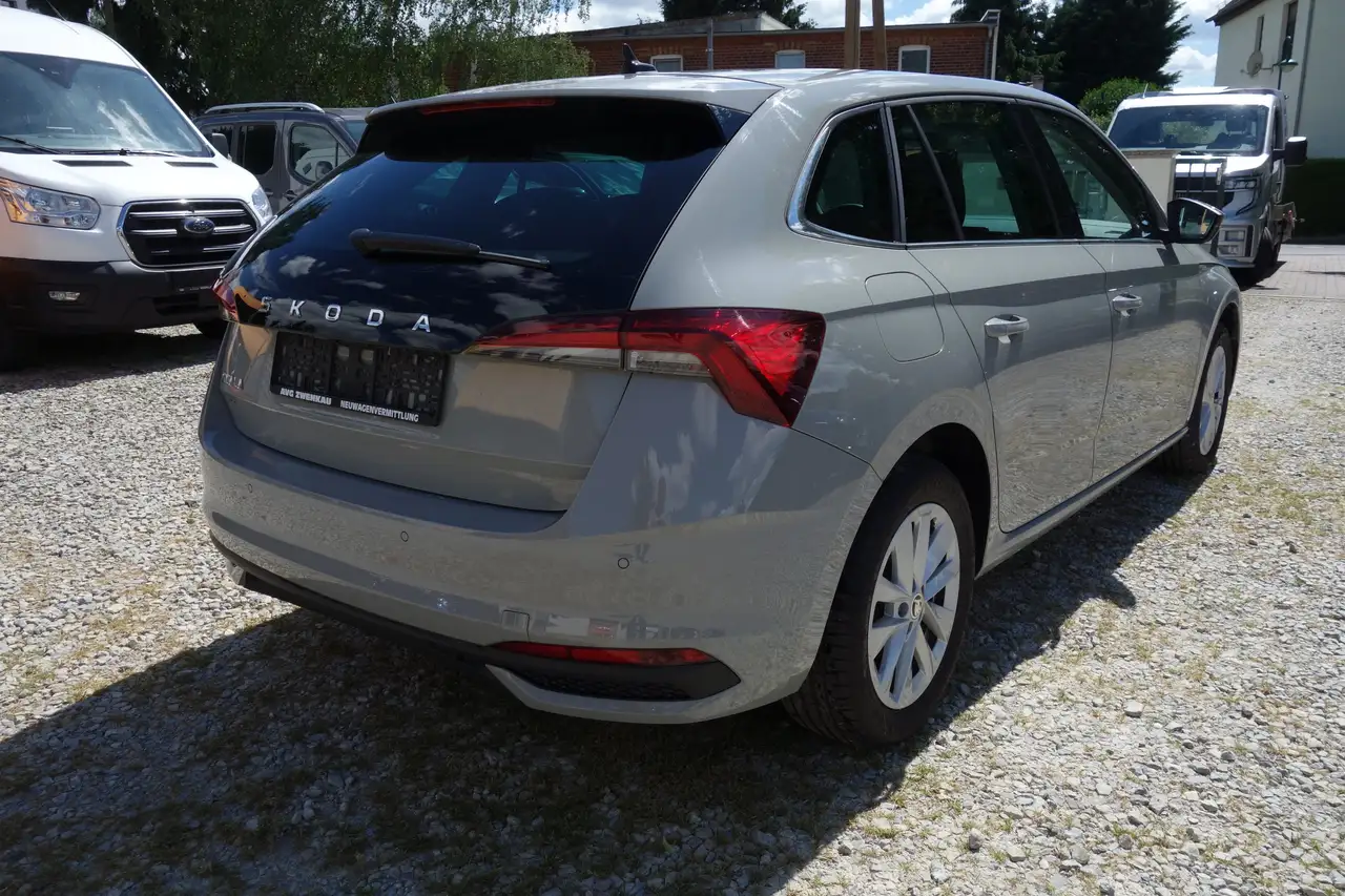 Skoda Scala Selection Navi / beh. Lenkrad / Steelgrey — Vehicle gallery 9