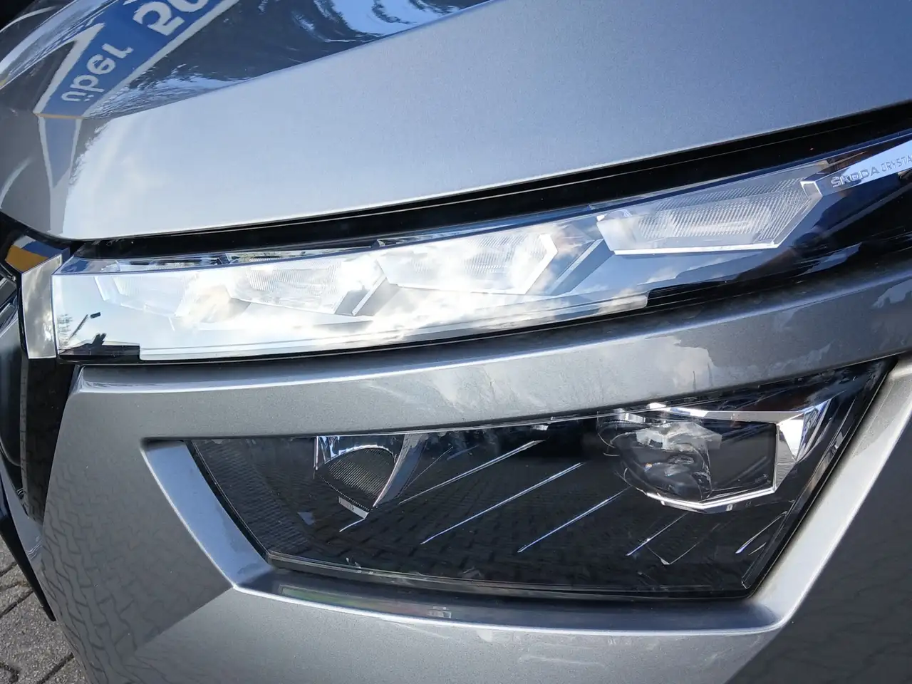 Skoda Kamiq TSI Monte-Carlo LED Pano APP GRA PDC SHZ 18" — Galería del vehículo 23