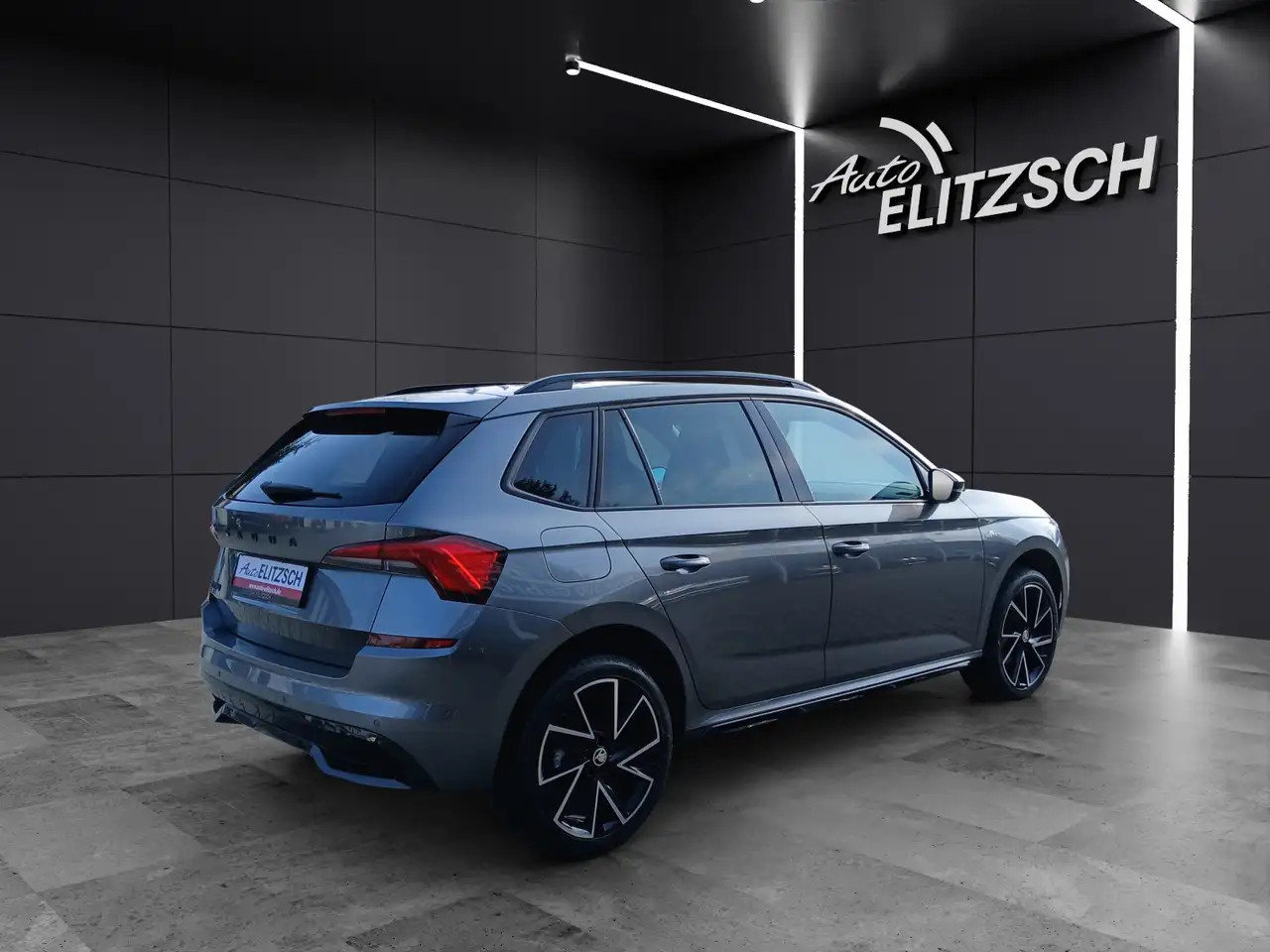 Skoda Kamiq TSI Monte-Carlo LED Pano APP GRA PDC SHZ 18" — Galería del vehículo 5