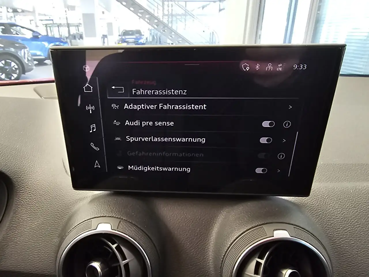 Audi Q2 Advanced Kamera,Sitzheizung,LED,App-Connect — Vehicle gallery 15