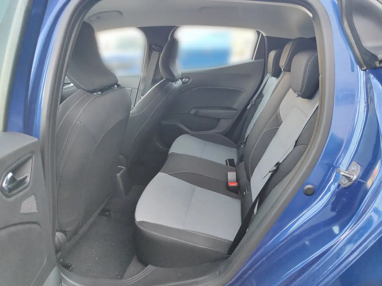 Renault Clio EVOLUTION TCe 90 — معرض صور السيارة 11