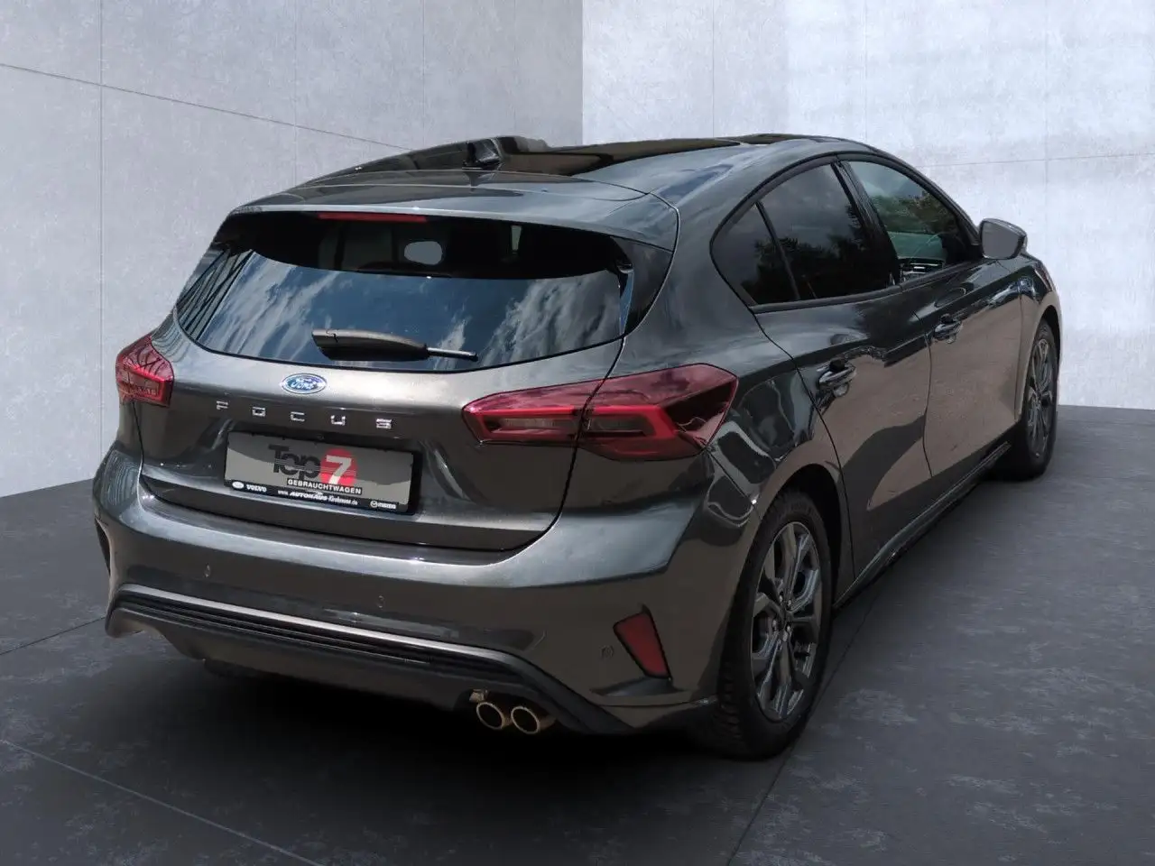 Ford Focus 1.0 EcoBoost ST-Line X Automatik Bluetooth — Galería del vehículo 4