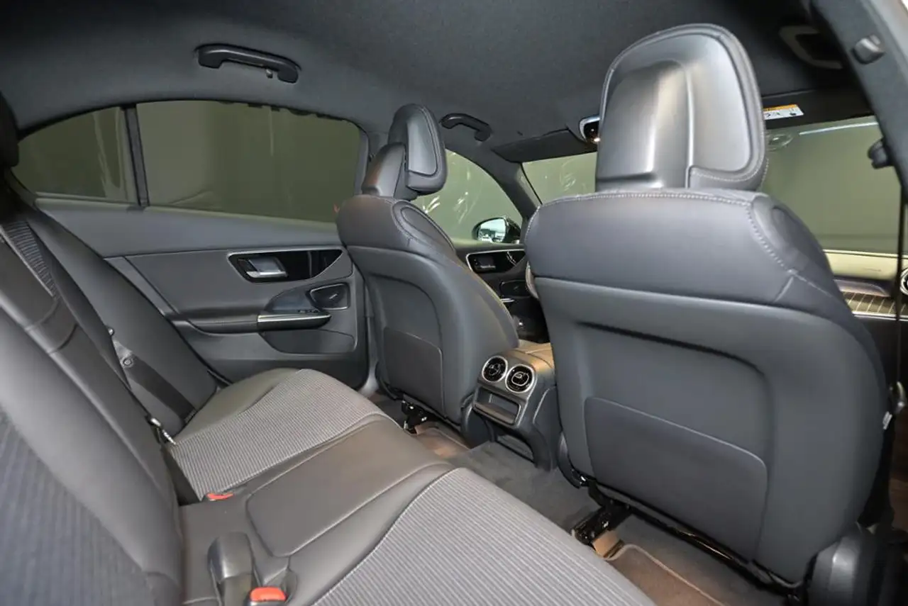 Mercedes-Benz C 200 KAMERA/NAVI/DIGI/NIGHT — Vehicle gallery 16