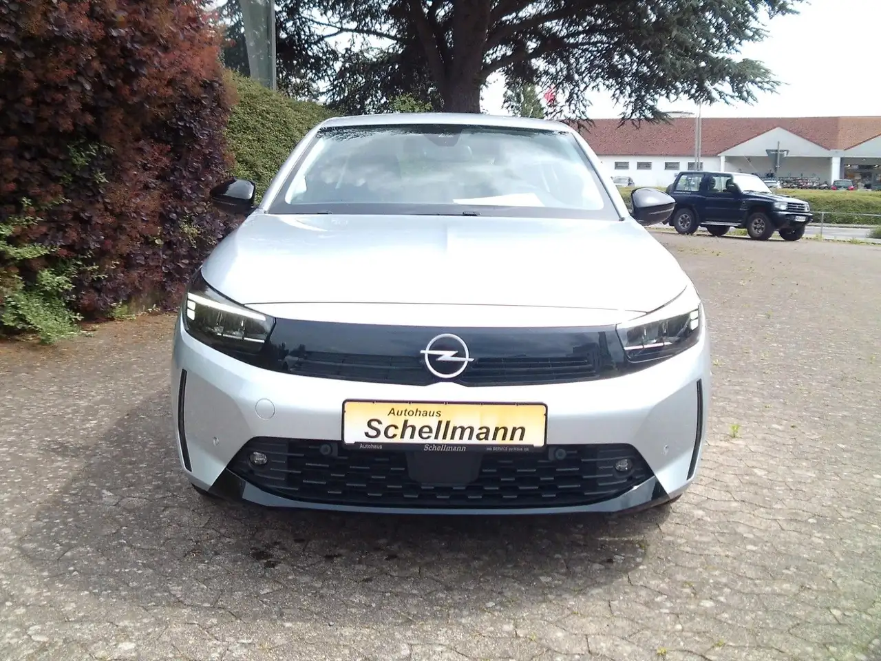 Opel Corsa F 1.2 Klima PDCv+h+Kam SHZ LHZ Navi-App — Vehicle gallery 4