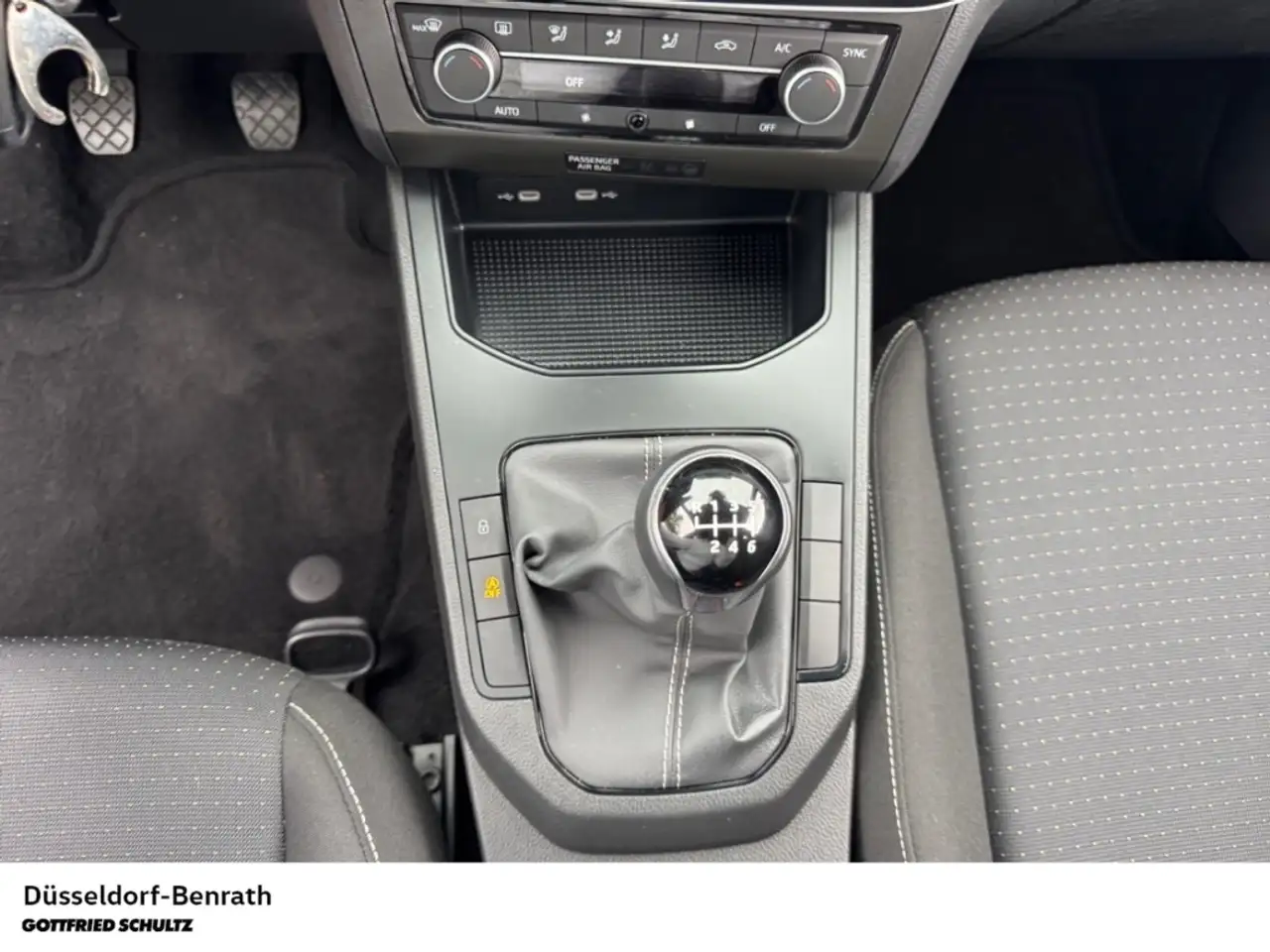 SEAT Ibiza Style 1 0 TSI Einparkhilfe LED — Galería del vehículo 17