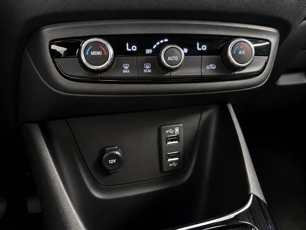Opel Crossland Pequeño Manual de 5 Puertas — Galería del vehículo 20