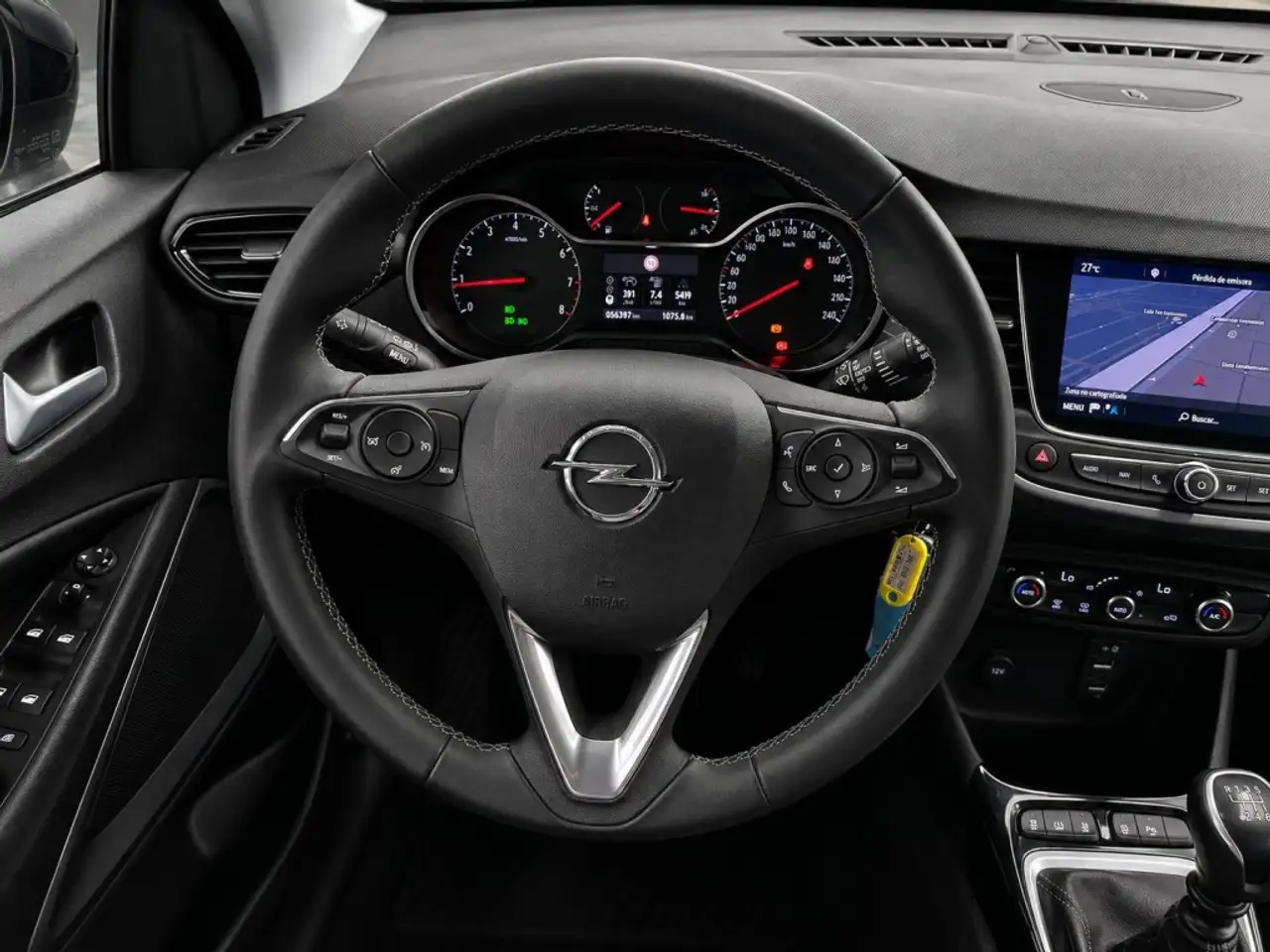 Opel Crossland Pequeño Manual de 5 Puertas — Galería del vehículo 11
