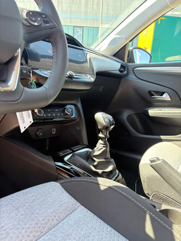 Opel Corsa — Vehicle gallery 7