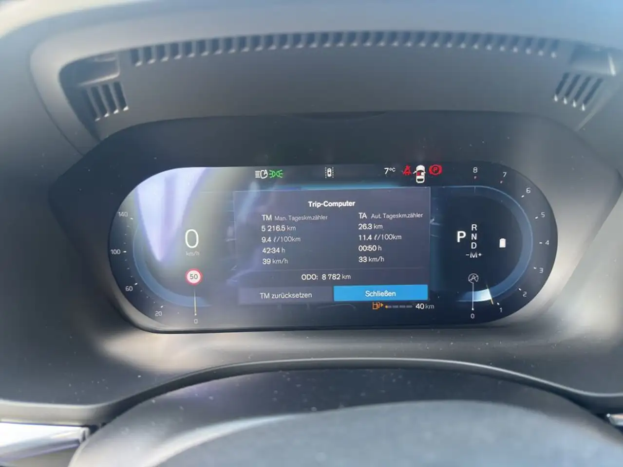 Volvo XC60 XC60 B5 AWD Vollleder Pilot BLIS H&K Voll-LED 19'' — Galería del vehículo 9