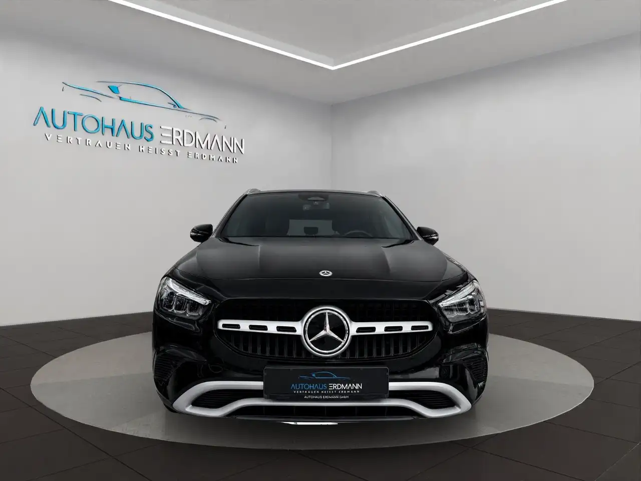 Mercedes-Benz GLA 200 Automatik*Navi*LED*Park-Paket*1.Hand — Galería del vehículo 6