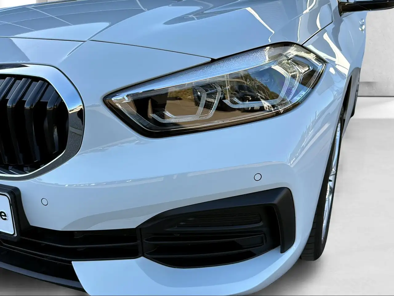 BMW 118 i 5-Türer Advantage Shadow Line — Galería del vehículo 10