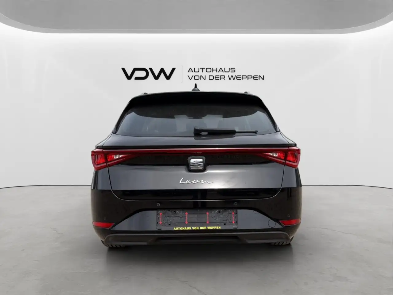 SEAT Leon Sportstourer 1.5 TSI 85 kW Style Edition Klima — معرض صور السيارة 8