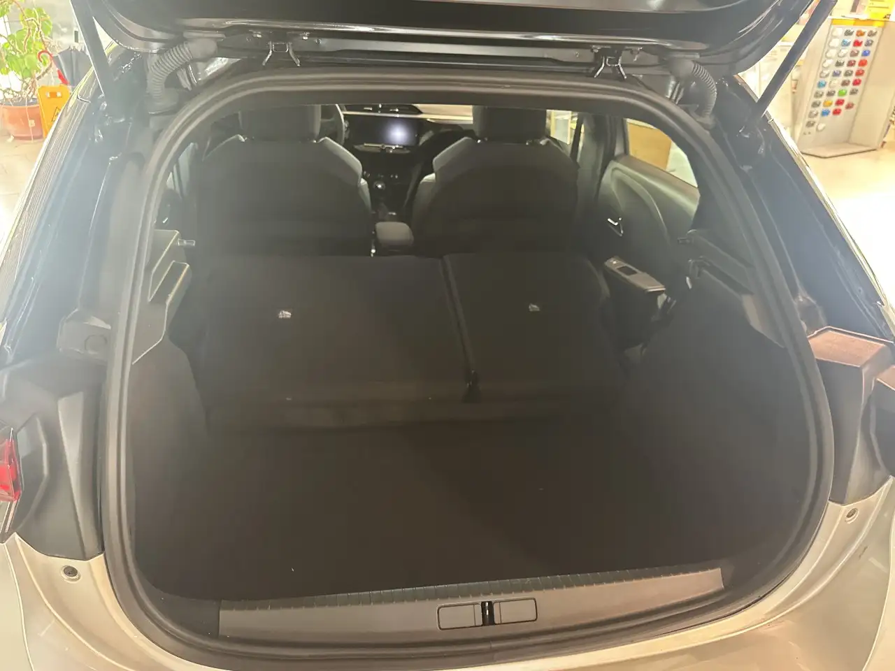 Opel Corsa F GS NAVI LED — Vehicle gallery 16