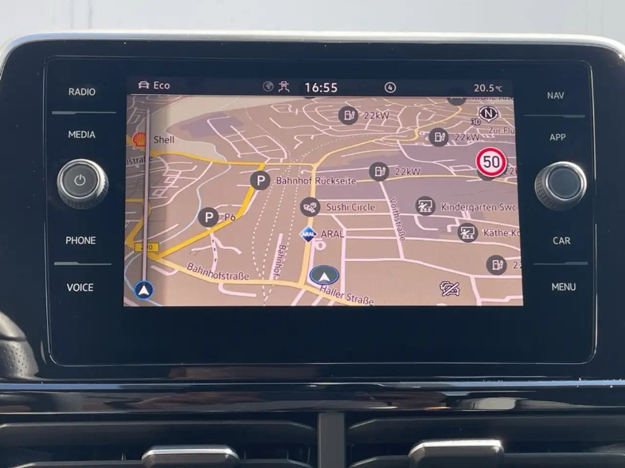 Volkswagen T-Roc 1.5 TSI DSG R-Line Pano/Kamera/IQ.LIGHT/ACC/Navi/A — Galerie du véhicule 17